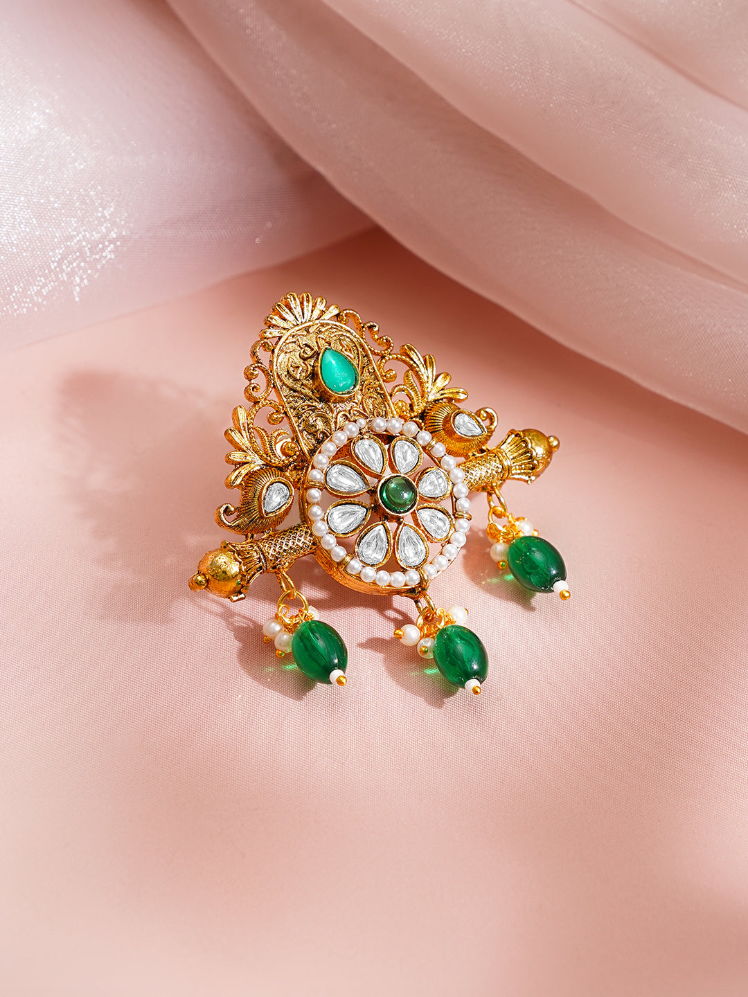 【Rubans】 Antique Gold Plated Green Kundan Floral Statement Brooch｜アンティークゴールドメッキ グリーンクンダン フローラル ステートメント ブローチ