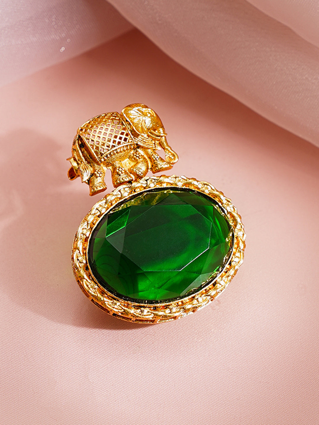 【Rubans】 Antique Gold Plated Emerald Crystal Elephant Motif Statement Brooch｜アンティークゴールドメッキ エメラルドクリスタル 象モチーフ ブローチ