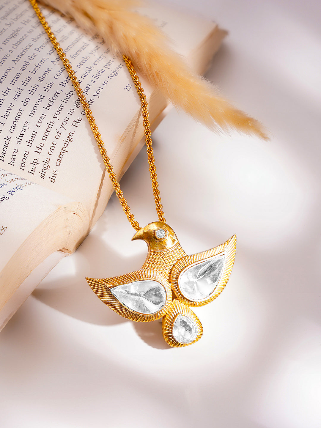 Golden Bird Statement Pendant Necklace フリーサイズ
