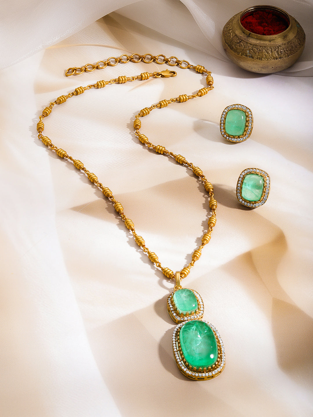 Luxe Emerald Statement Pendant Set フリーサイズ