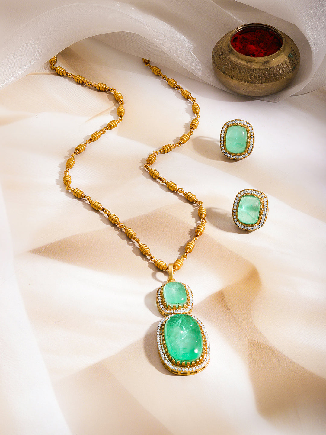 Luxe Emerald Statement Pendant Set フリーサイズ
