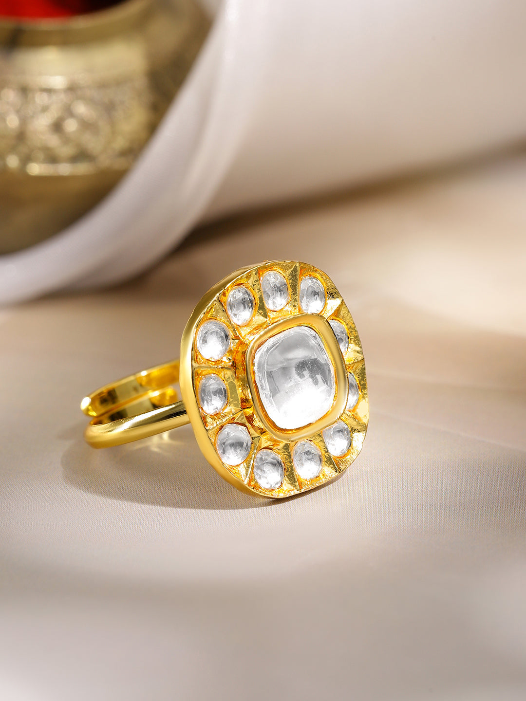 Royal Snowdrop Kundan Ring フリーサイズ