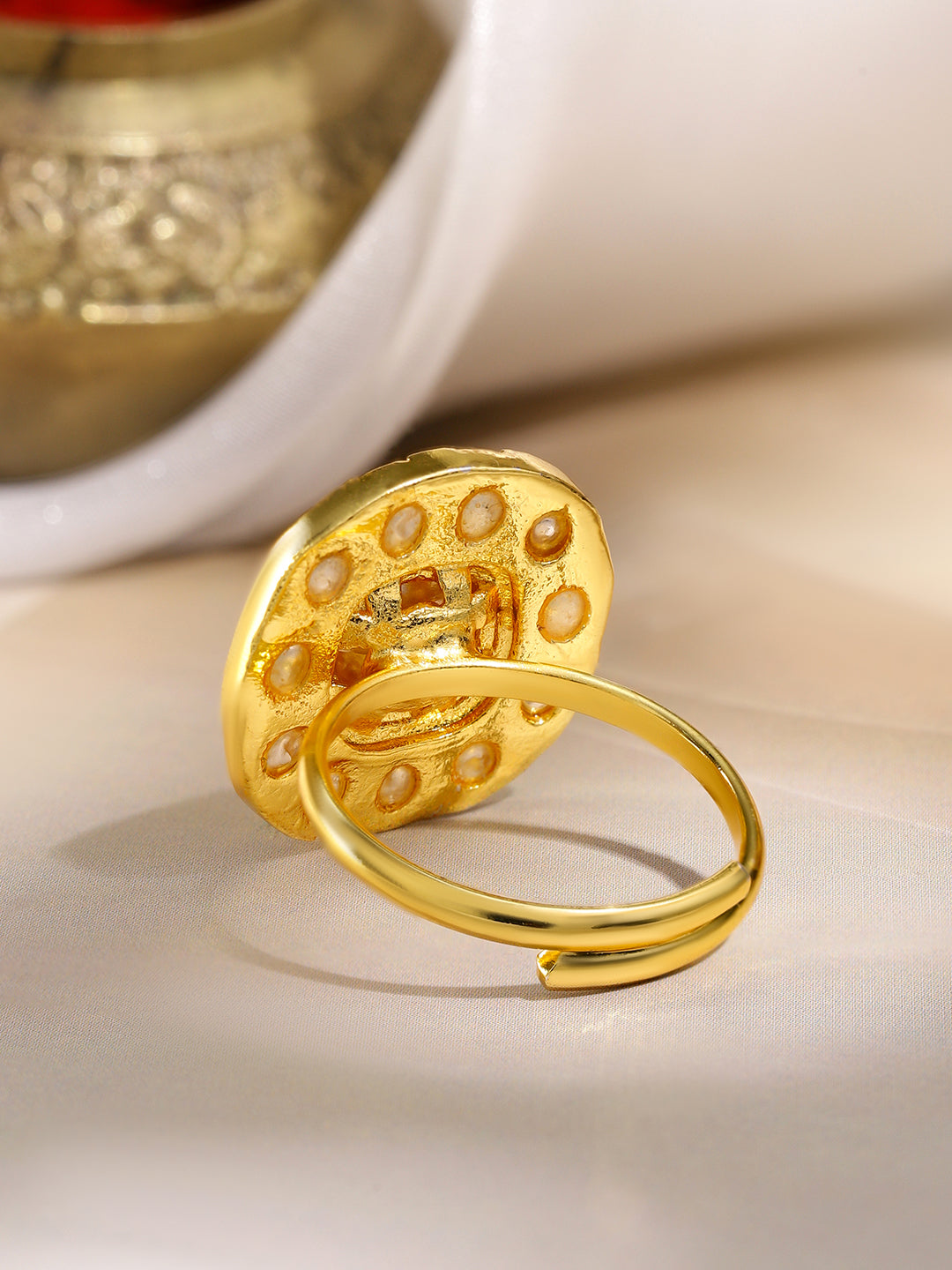 Royal Snowdrop Kundan Ring フリーサイズ