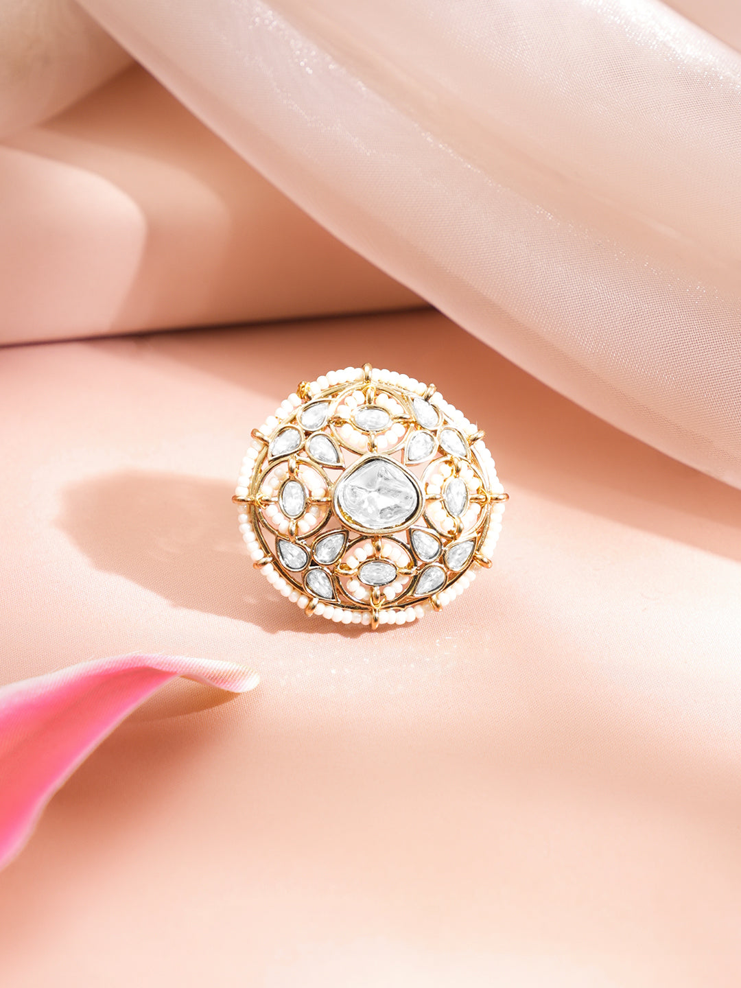 Wedding Glow Kundan Pearl Statement Ring フリーサイズ