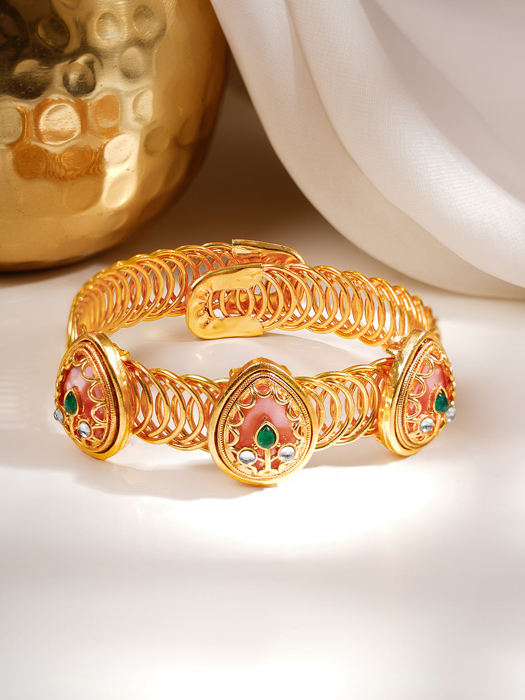 【Rubans】 Gold Plated Kundan Ruby Red Bracelet｜ゴールドメッキ クンダン ルビーレッド ブレスレット