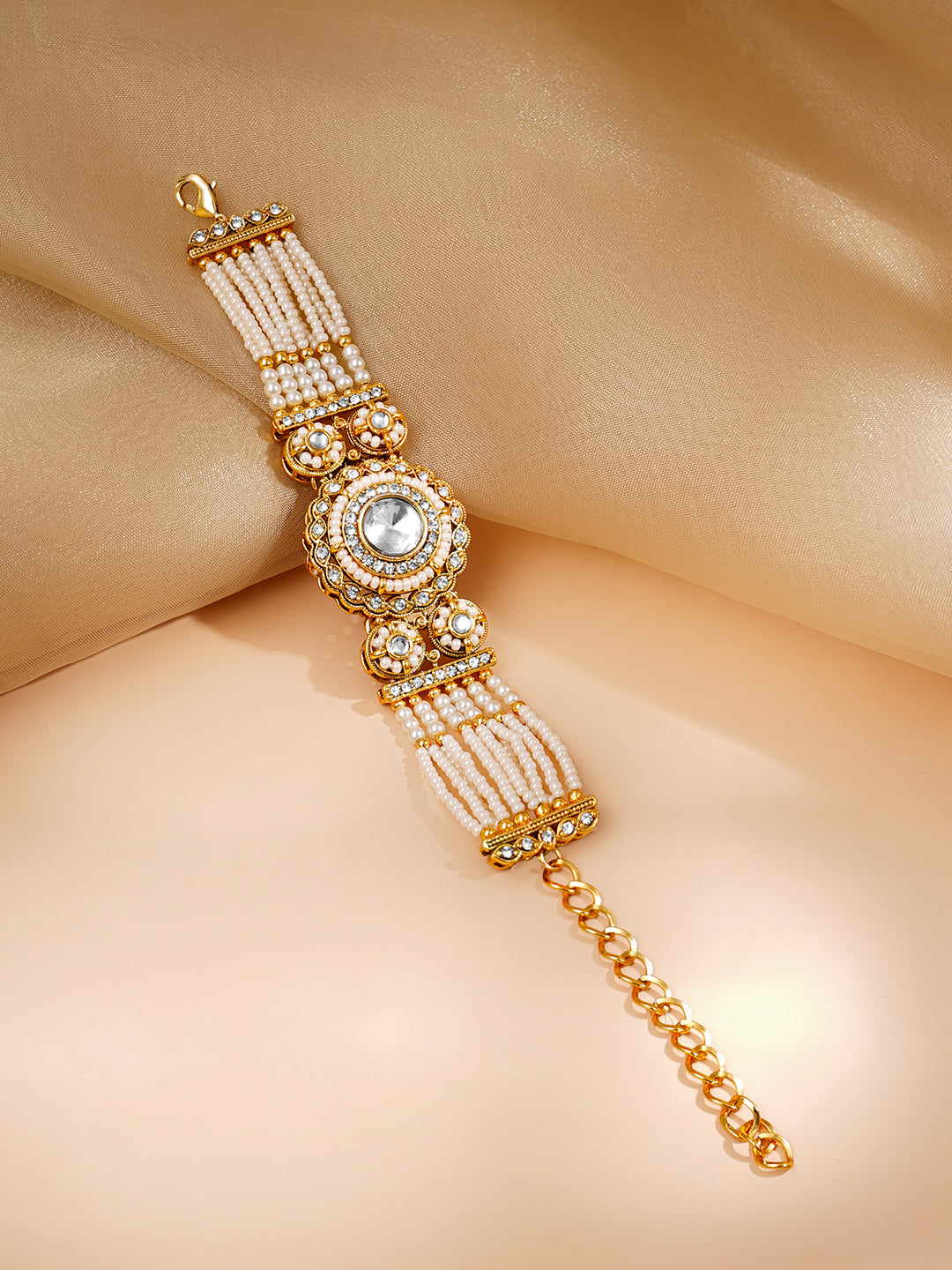 【Rubans】 Gold Plated Pearl Beaded Multi Strand Kundan Bracelet (Width 2.8 cm)｜ゴールドメッキ パールビーズ マルチストランド クンダン ブレスレット（幅 2.8 cm）