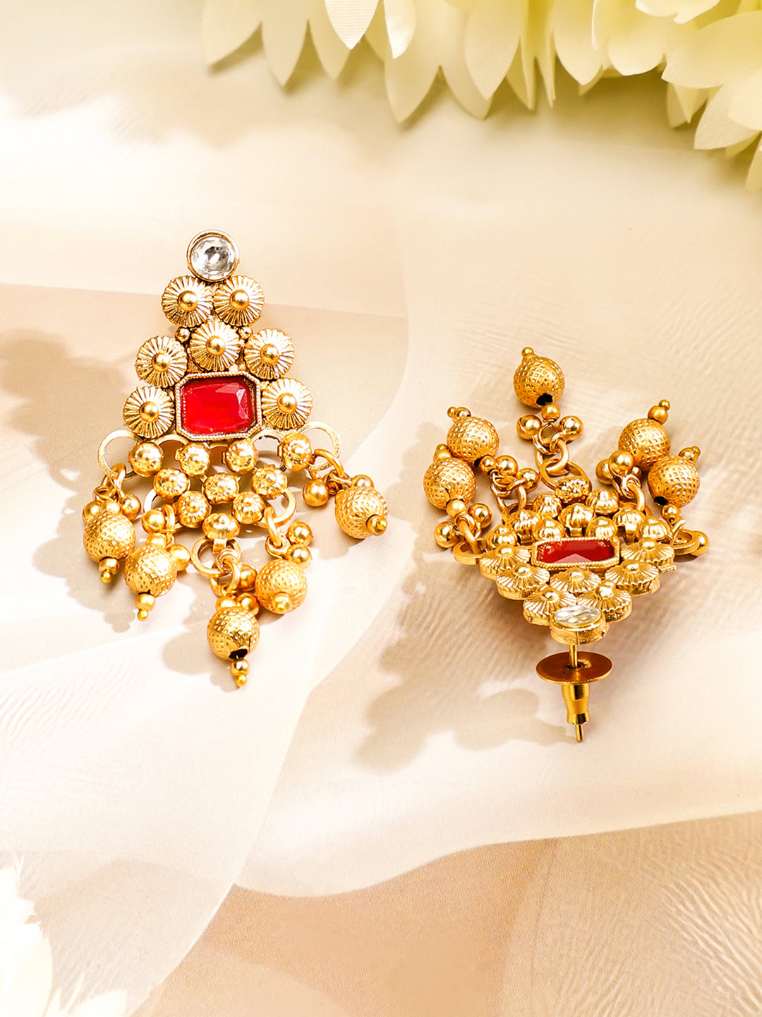 22K Gold Plated Ruby Red & White Kundan Studded Choker Jewellery Set with Golden Beads フリーサイズ
