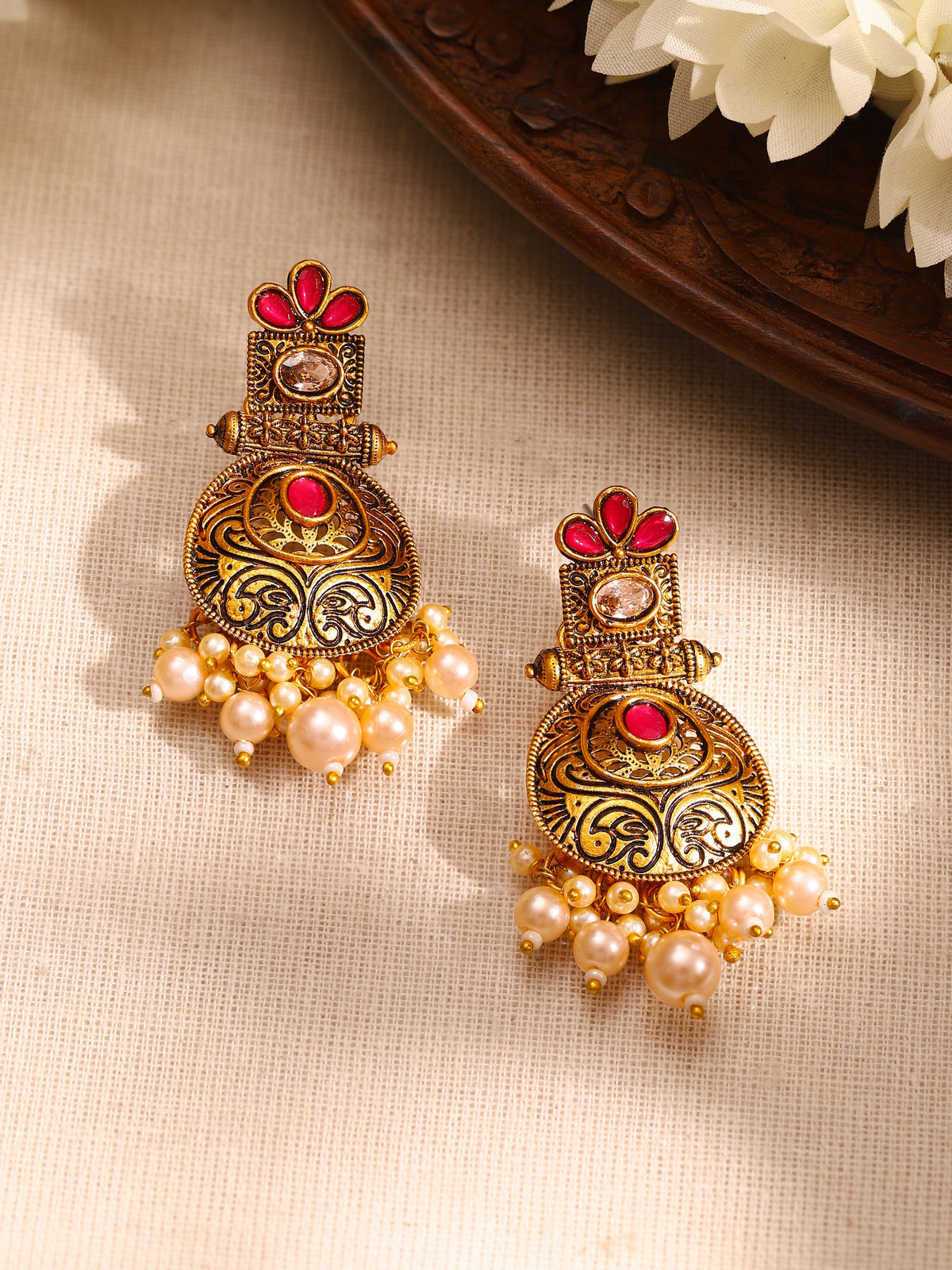 Rubans 24K Gold Plated Stone Studded Pearl Beaded Drop Earrings フリーサイズ
