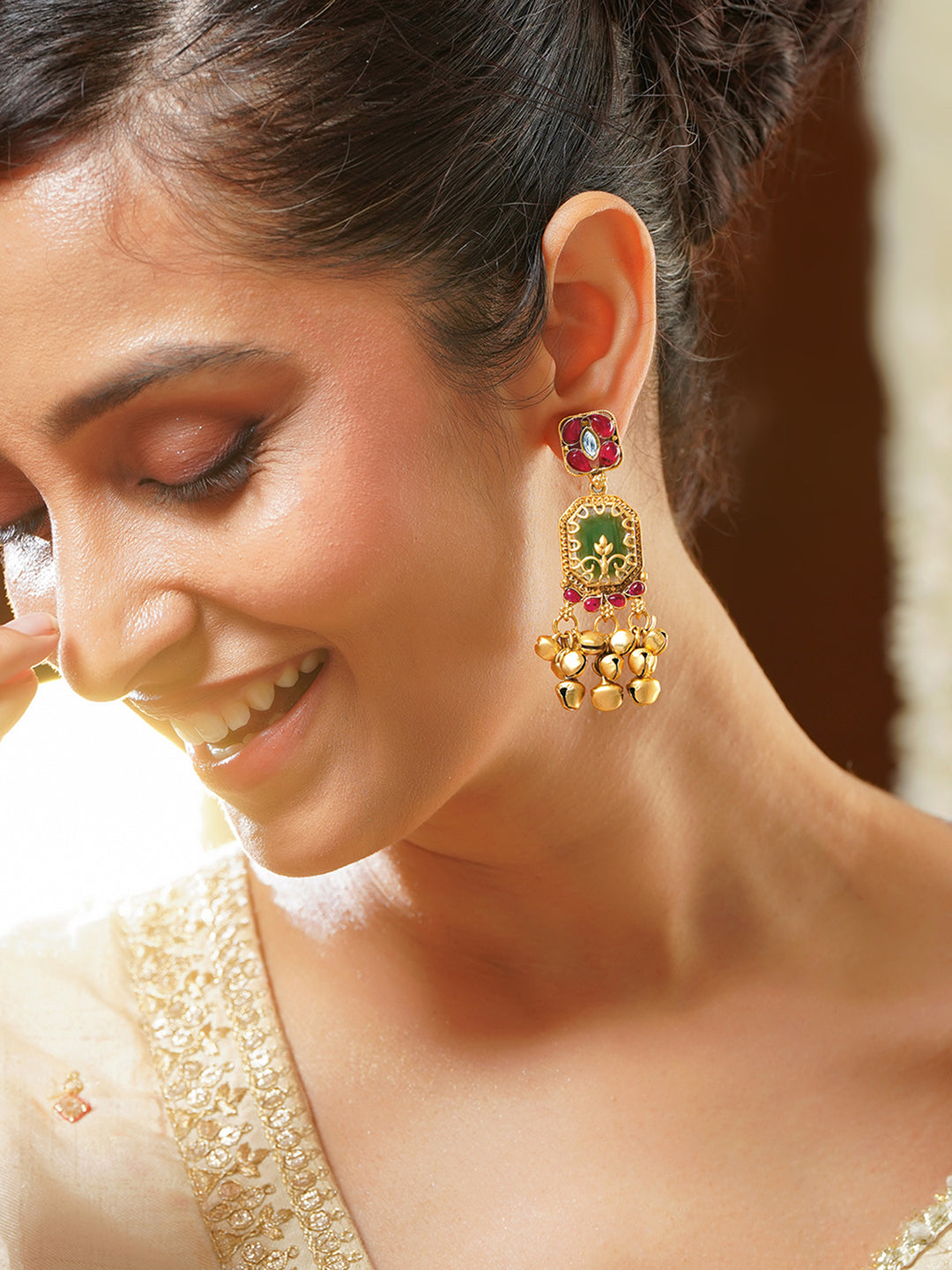 【Rubans】Gold Plated Emerald Ruby Ghungroo Statement Drop Earrings｜ゴールドメッキ エメラルド ルビー グングルー ステートメント ドロップピアス