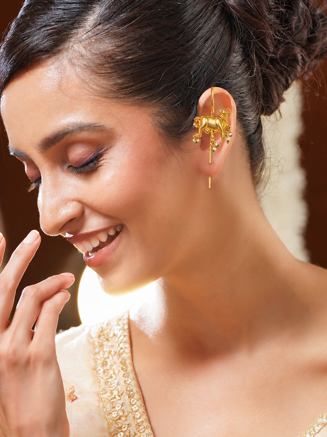 【Rubans】Gold Plated Nandi Pearl Charm Statement Earrings｜ゴールドメッキ ナンディ パール チャーム ステートメントピアス