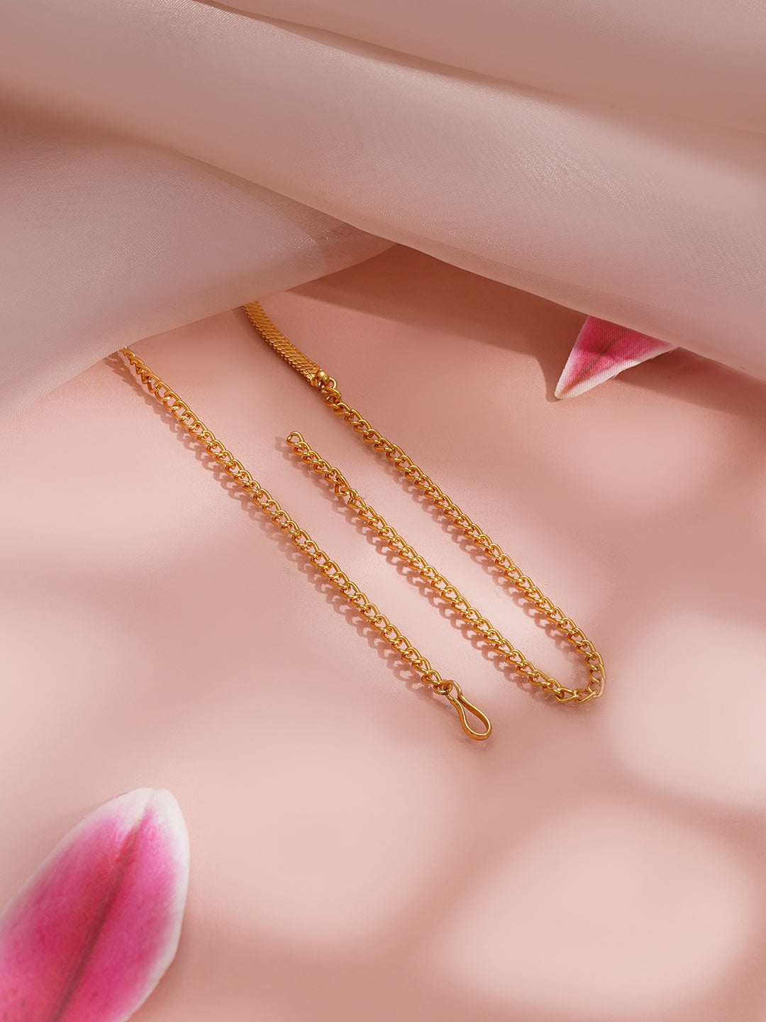 Minimal Glow Gold Waist Chain Length - 63 cm