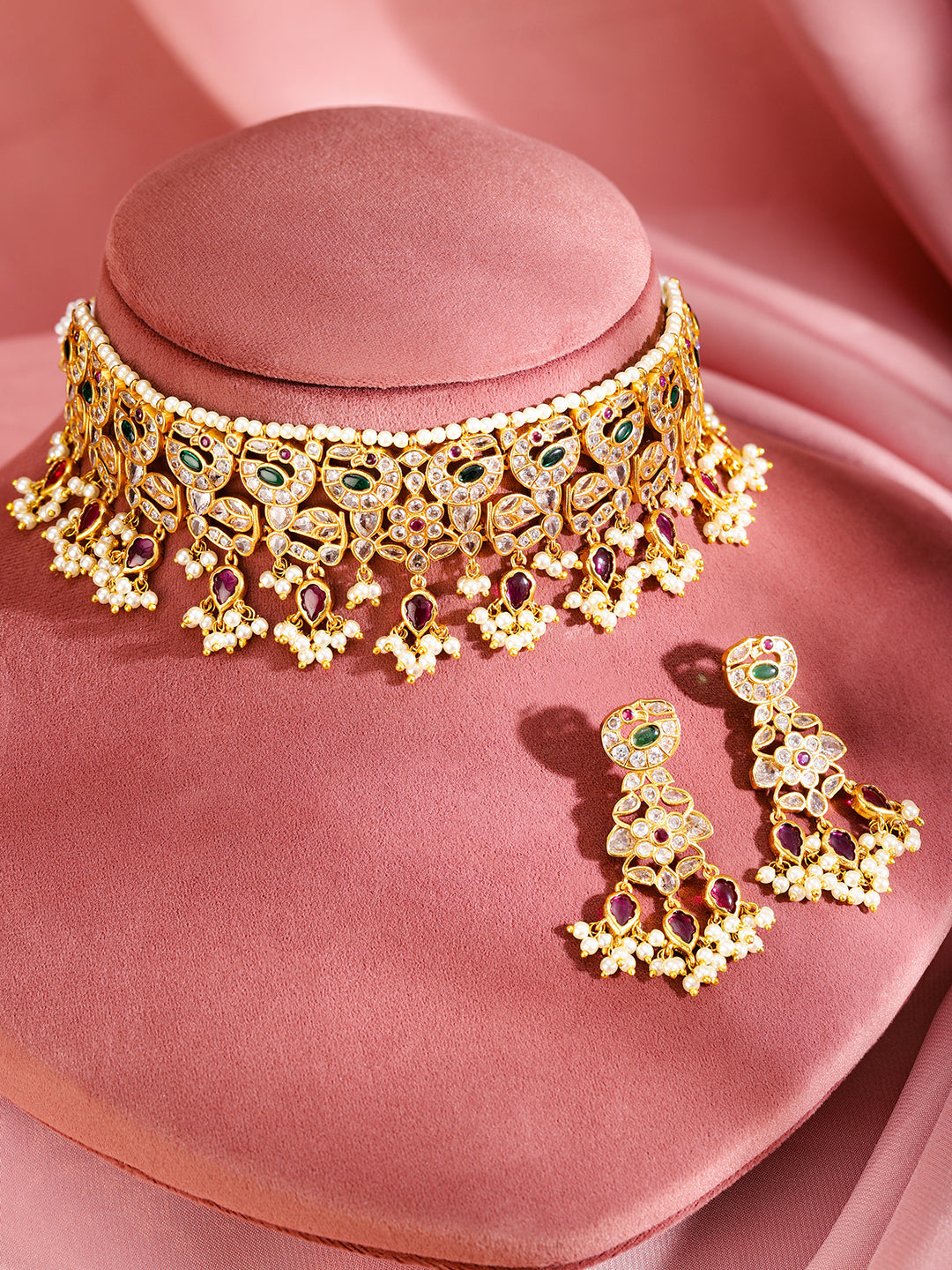 Multicolor Studded Pearl Necklace Set Gold