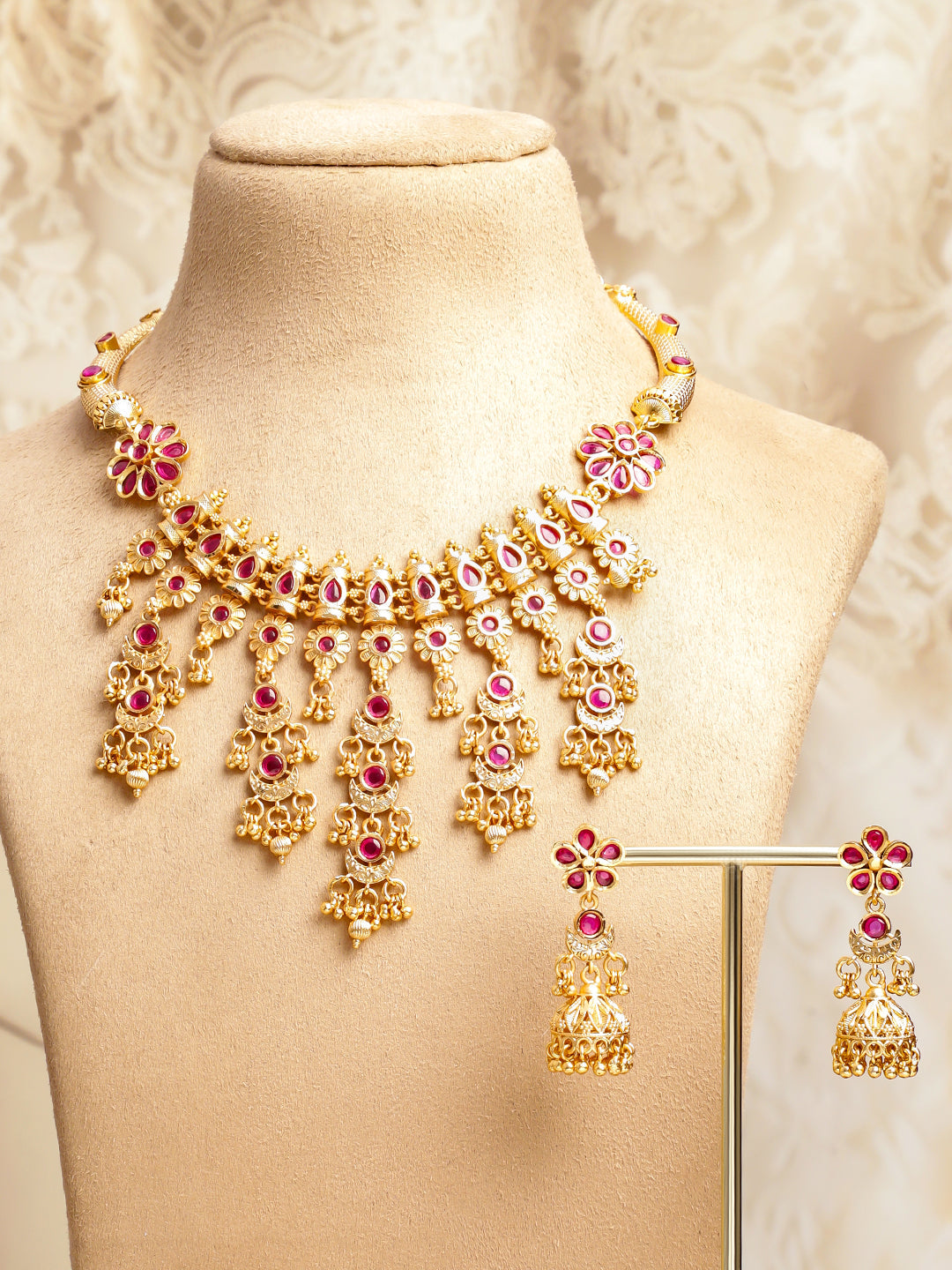 Pink Studded Floral Gold Necklace Set フリーサイズ