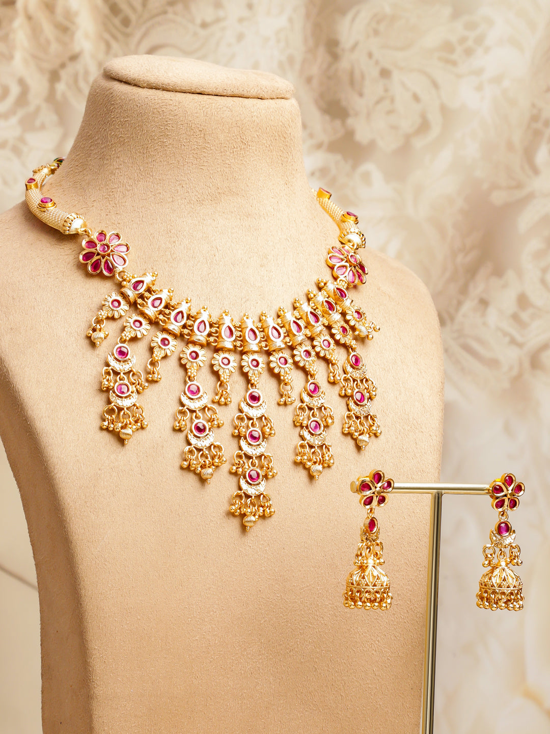 Pink Studded Floral Gold Necklace Set フリーサイズ