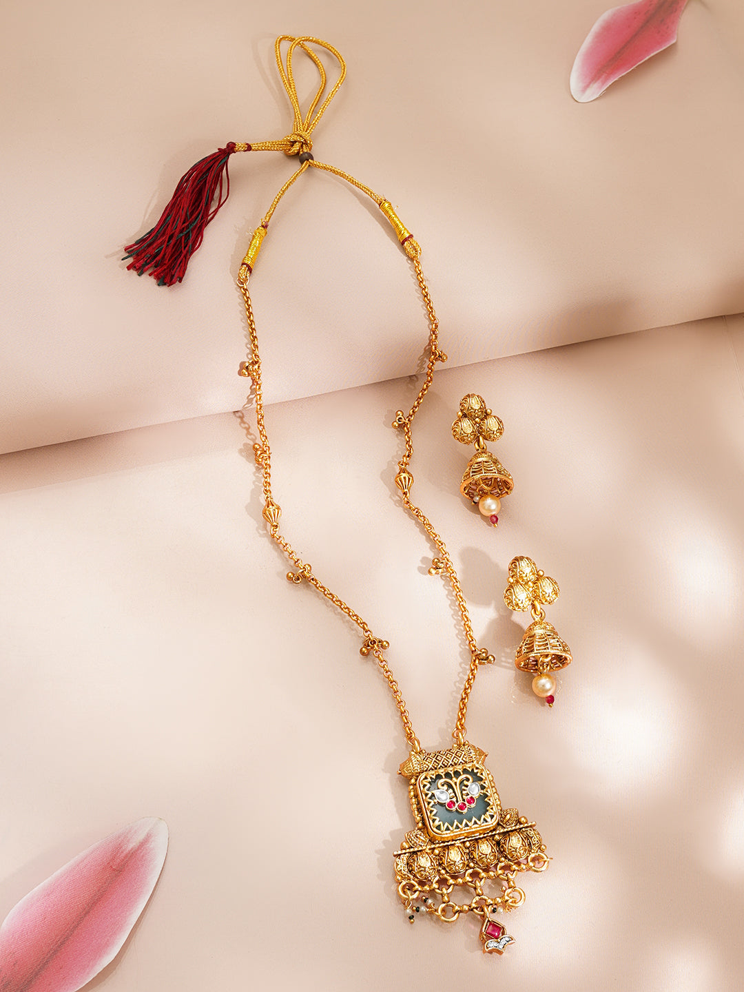【Rubans】 Gold Plated Kundan Pendant Necklace Set With Bead Work｜ゴールドメッキ クンダン ペンダント ネックレスセット（ビーズワーク）