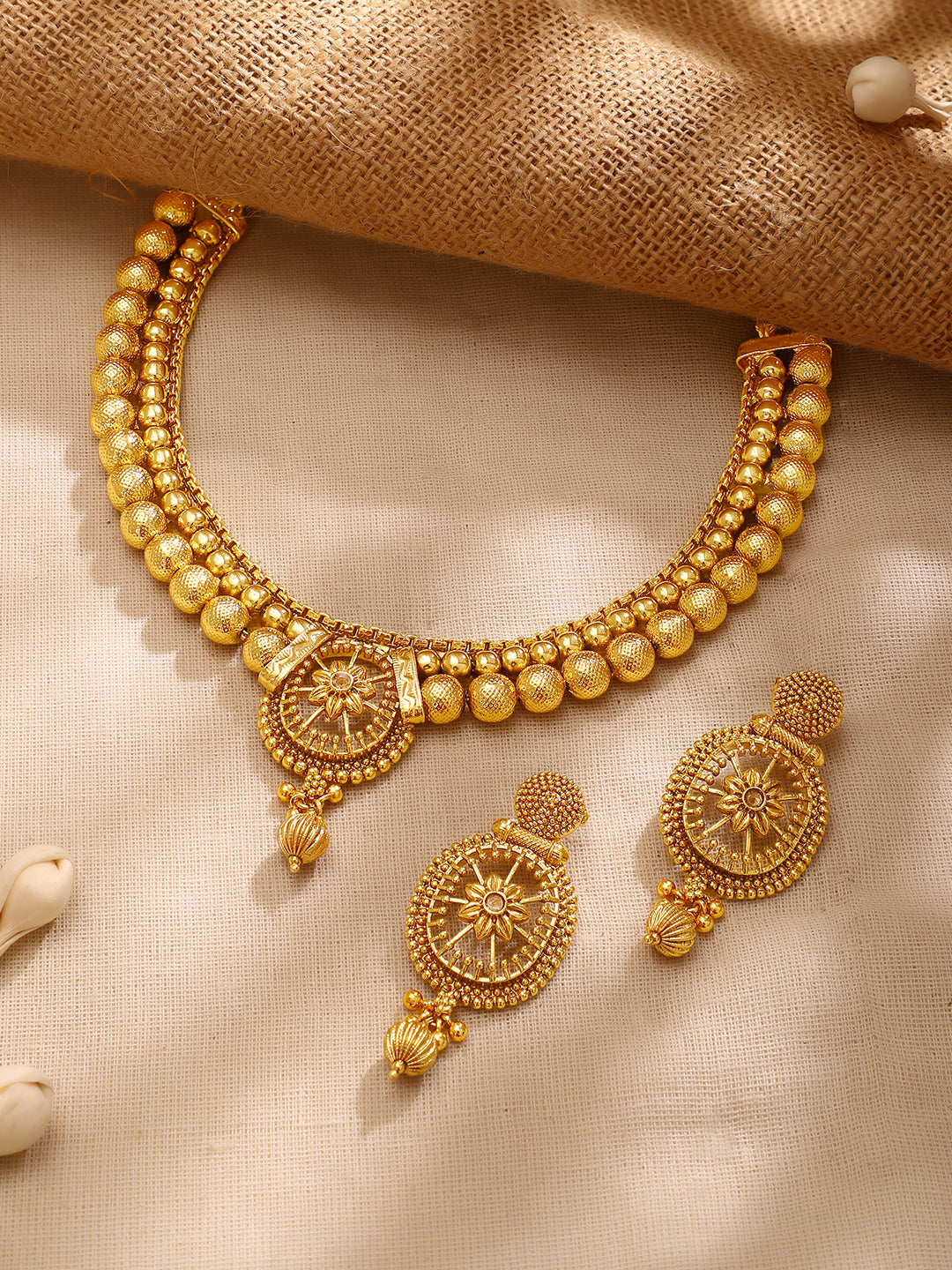 【Rubans】 Gold Plated Sunburst Medallion Necklace Set｜ゴールドメッキ サンバースト メダリオン ネックレスセット