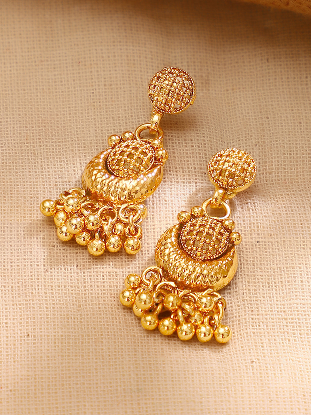 【Rubans】 Gold Plated Shell Bead Fringe Jhumka Jewellery Set｜ゴールドメッキ シェルビーズ フリンジ ジュムカ ジュエリーセット