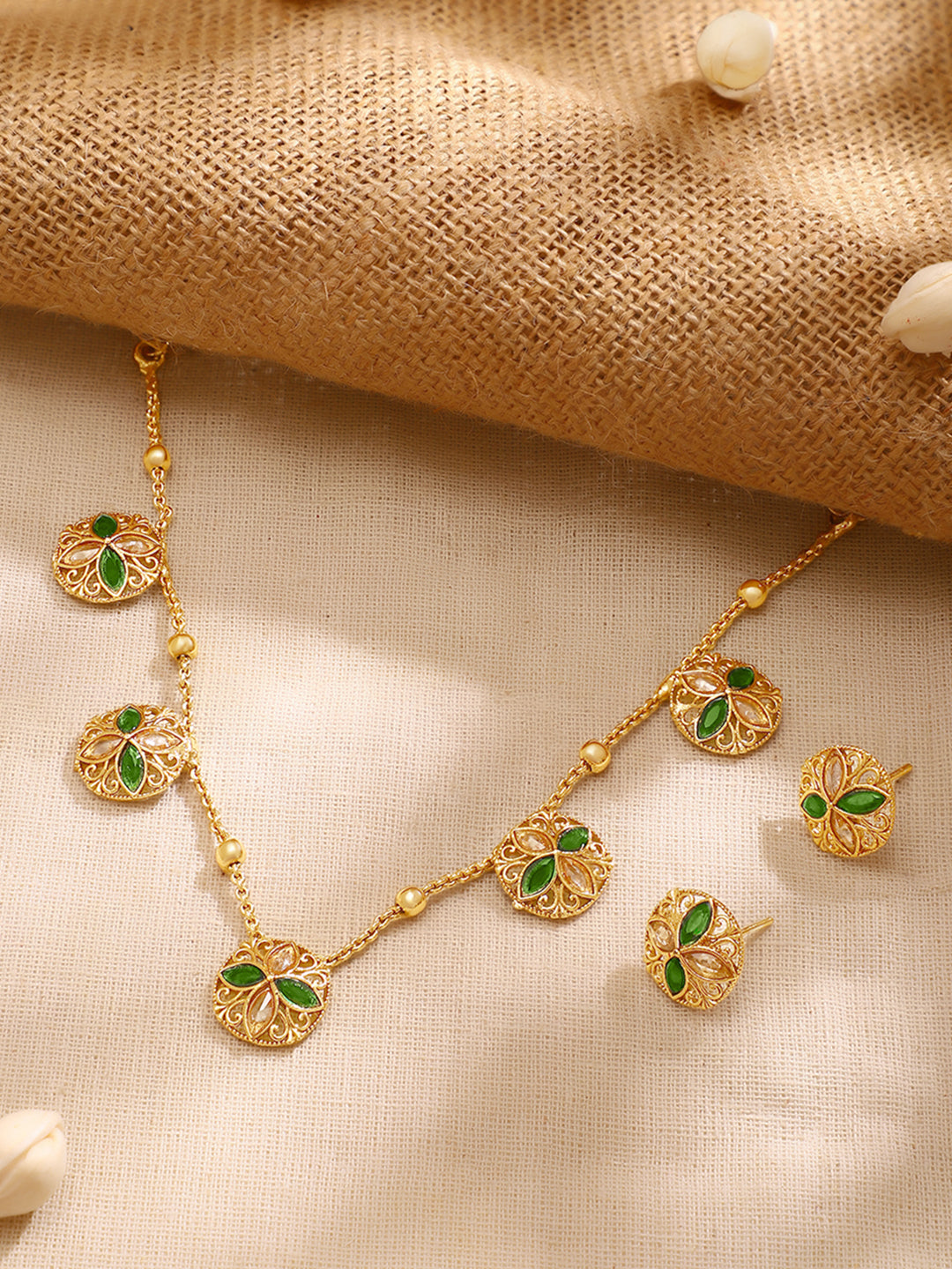【Rubans】Gold Plated Emerald Petal Garden Floral Charm Necklace Set｜ゴールドメッキ エメラルド ペタルガーデン フローラル チャーム ネックレスセット