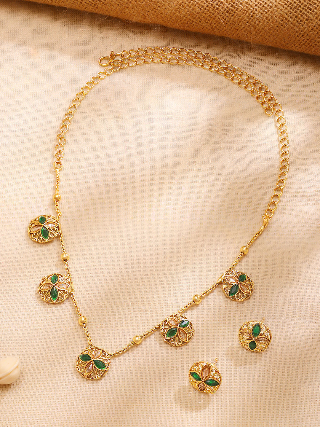 【Rubans】Gold Plated Emerald Petal Garden Floral Charm Necklace Set｜ゴールドメッキ エメラルド ペタルガーデン フローラル チャーム ネックレスセット