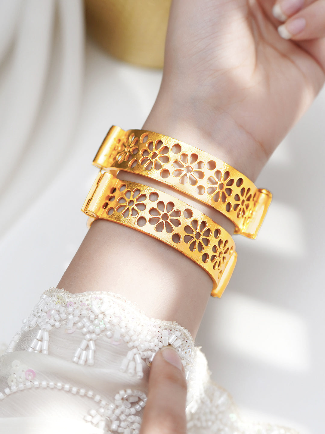 Bloom And Shine Bangle Set Length - One size