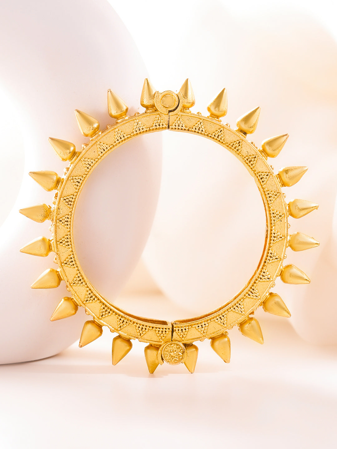 Tribal Spike Gold Statement Kada Width - 1 cm