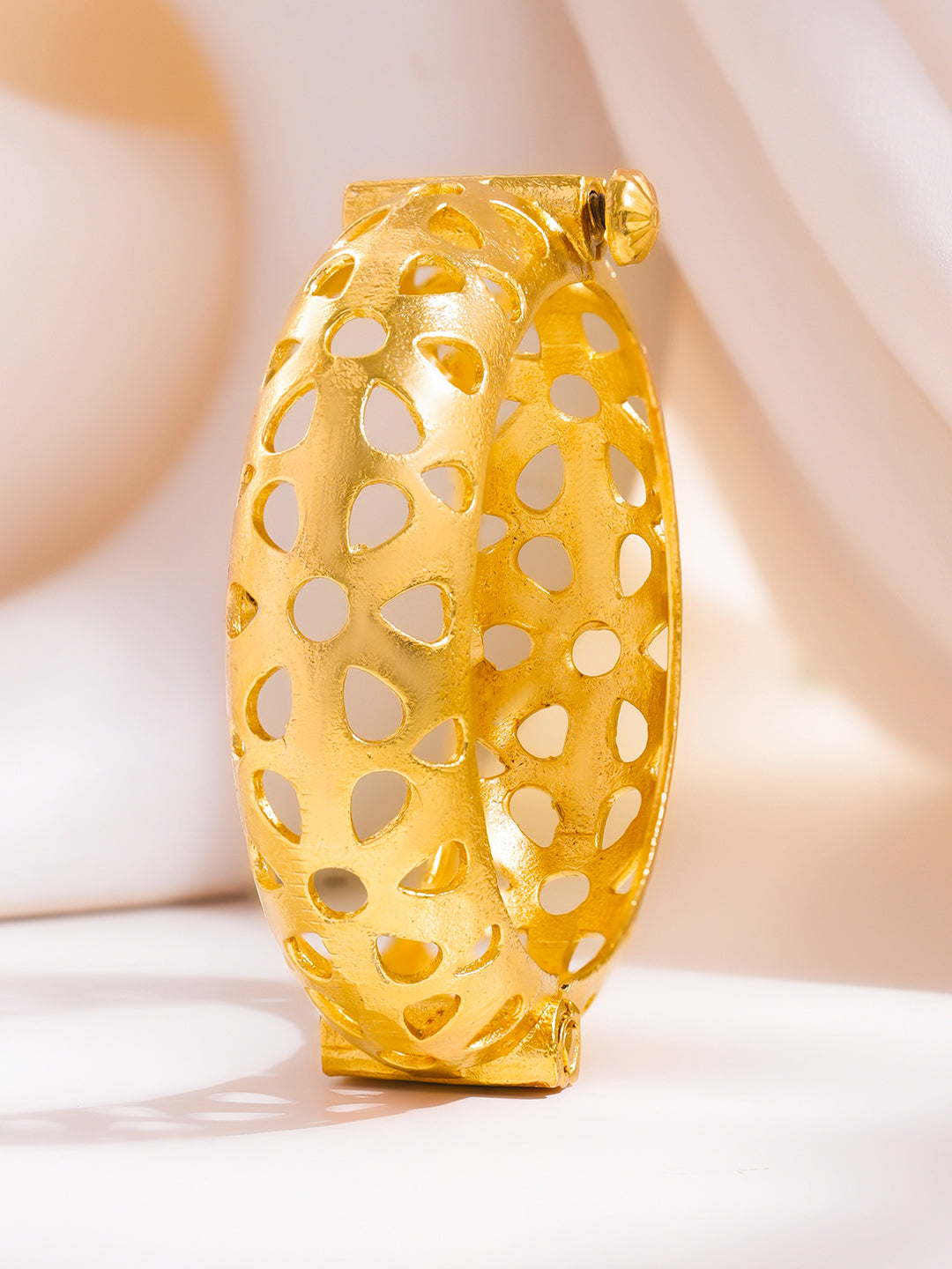 Golden Mirage Cutwork Statement Kada Width - 2 cm