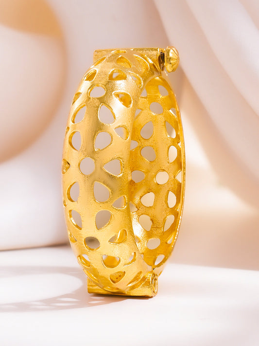 Golden Mirage Cutwork Statement Kada Width - 2 cm