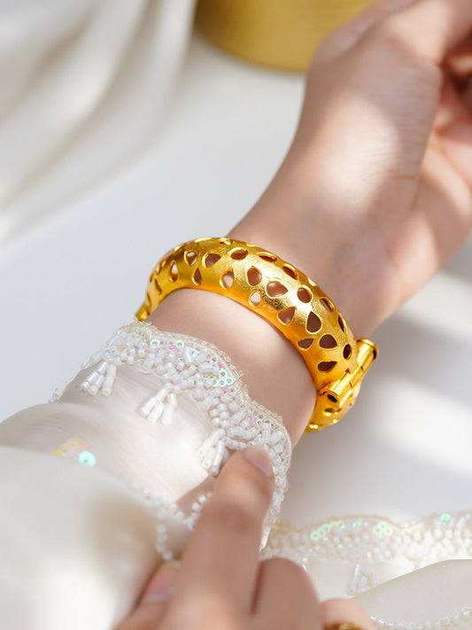Golden Mirage Cutwork Statement Kada Width - 2 cm