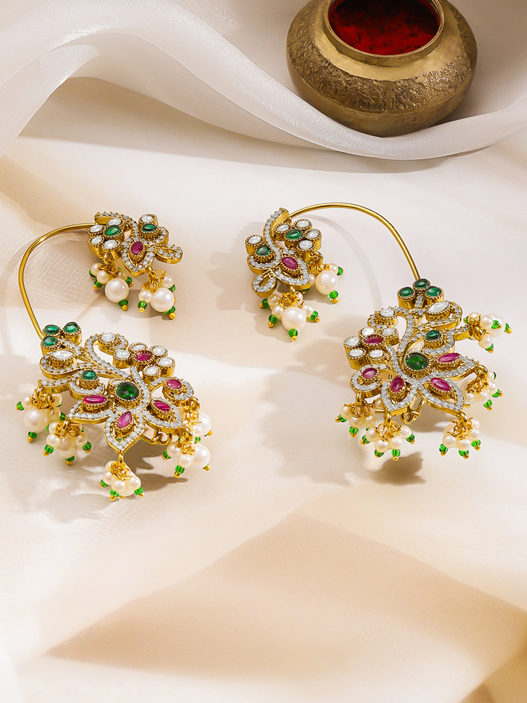 Heritage Bloom Pearl Statement Ear Cuffs フリーサイズ