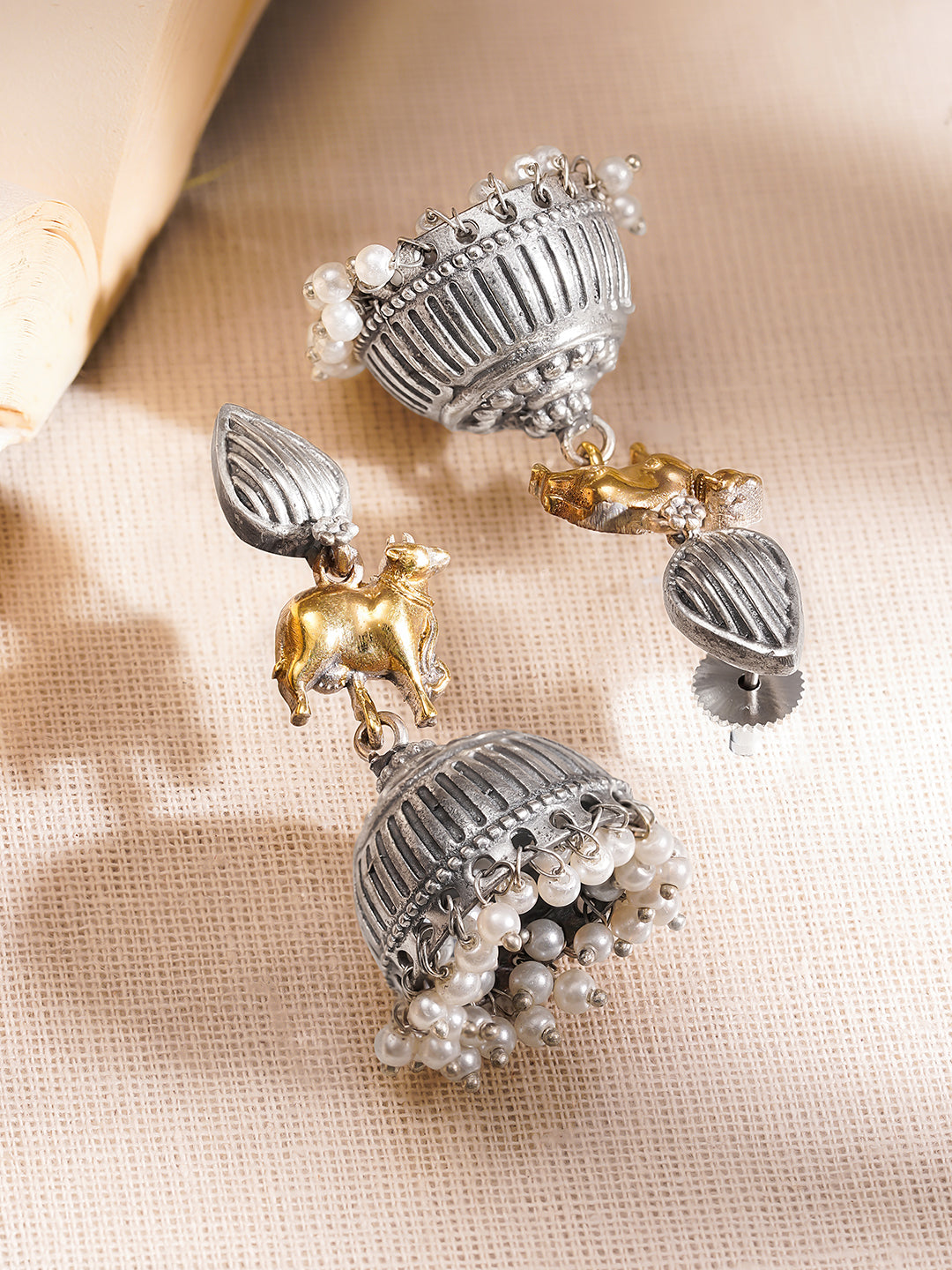 Heritage Animal Charm Oxidised Jhumkas フリーサイズ