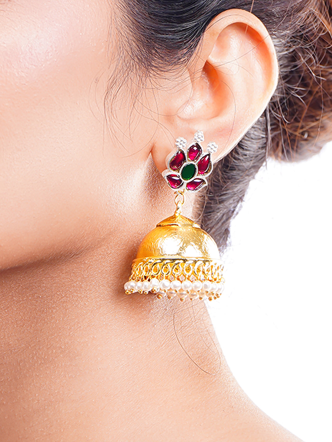 【Rubans】 Gold-Plated Ruby Green Kundan Floral Jhumka Earrings｜ゴールドメッキ ルビー＆グリーン クンダン フローラル ジュムカイヤリング