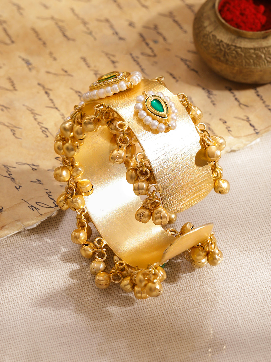 Pearl Embellished Gold Beaded Kundan Bracelet フリーサイズ