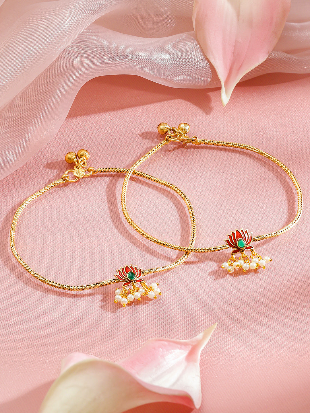 Lotus Motif Pearl Drop Gold Toned Anklet フリーサイズ