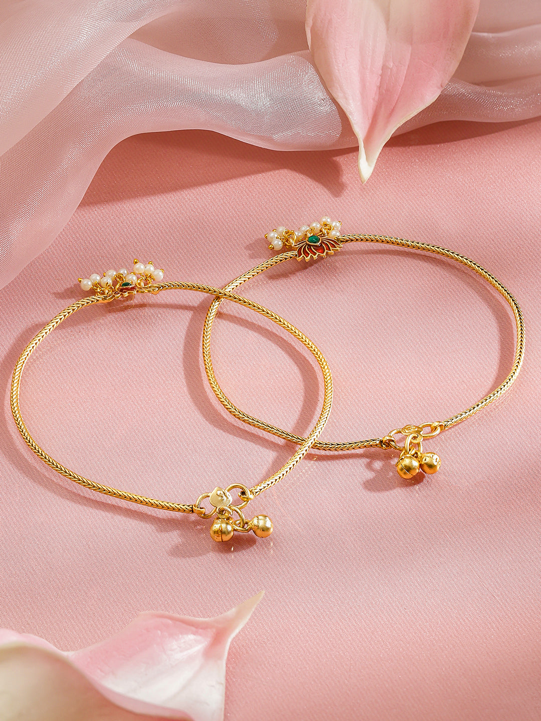 Lotus Motif Pearl Drop Gold Toned Anklet フリーサイズ
