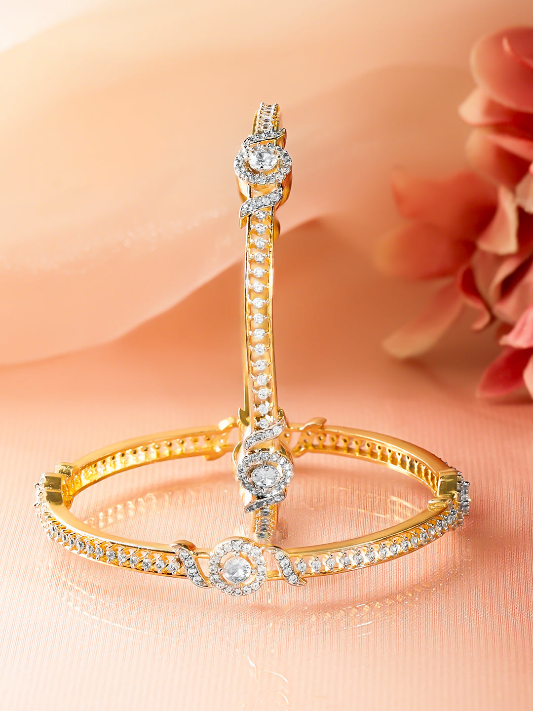 Statement Cubic Zirconia Solitaire Gold Bangles フリーサイズ