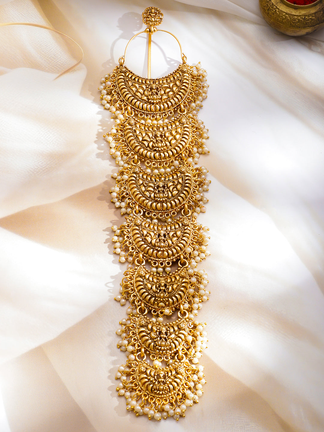 Pearl Embellished Hair Brooch With Laxmi Motif フリーサイズ