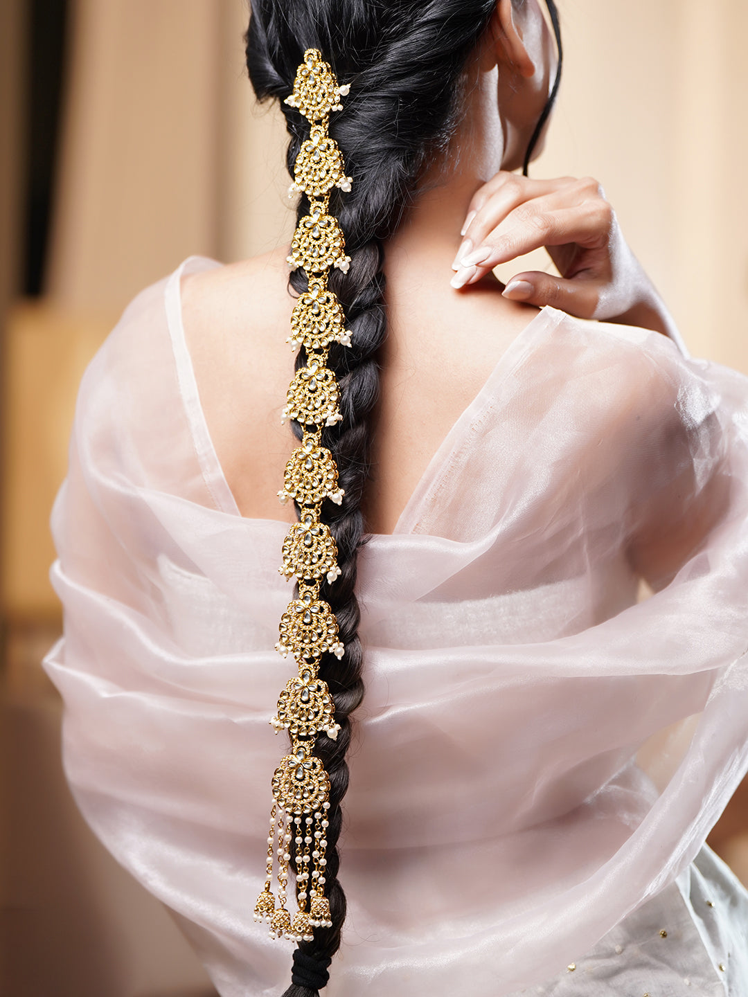White Kundan Gold Toned Hair Brooch フリーサイズ