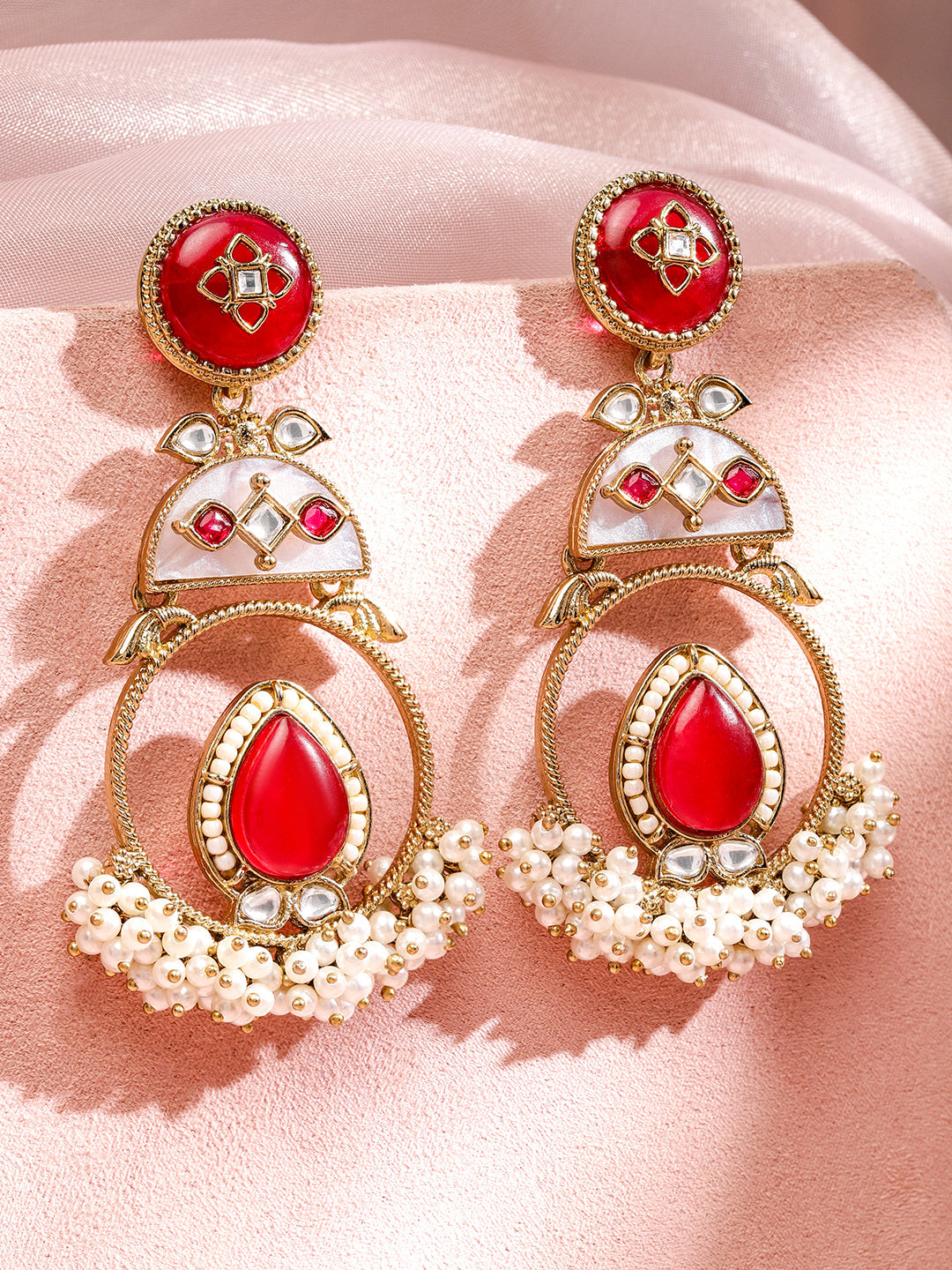 Gold Pearl Beaded Ruby Red Dangler Earrings フリーサイズ