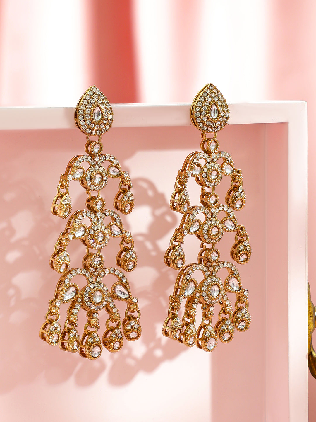 Royal Radiance Kundan American Diamond Zirconia Danglers フリーサイズ