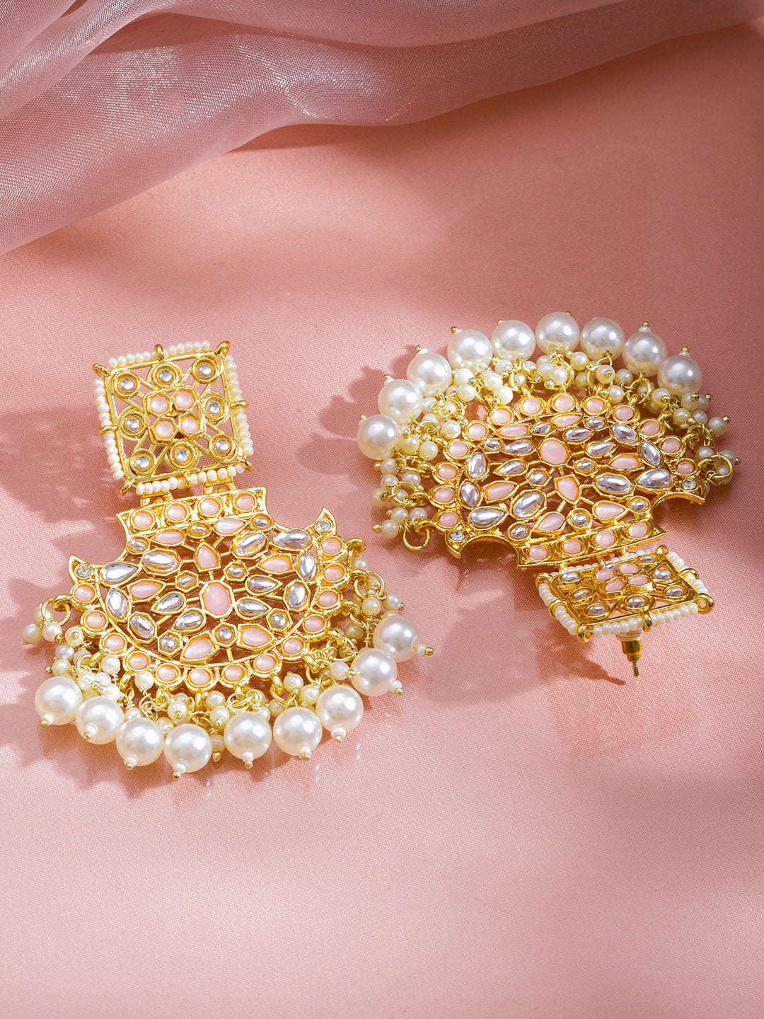 Festive Glam Pearl Drop Danglers フリーサイズ