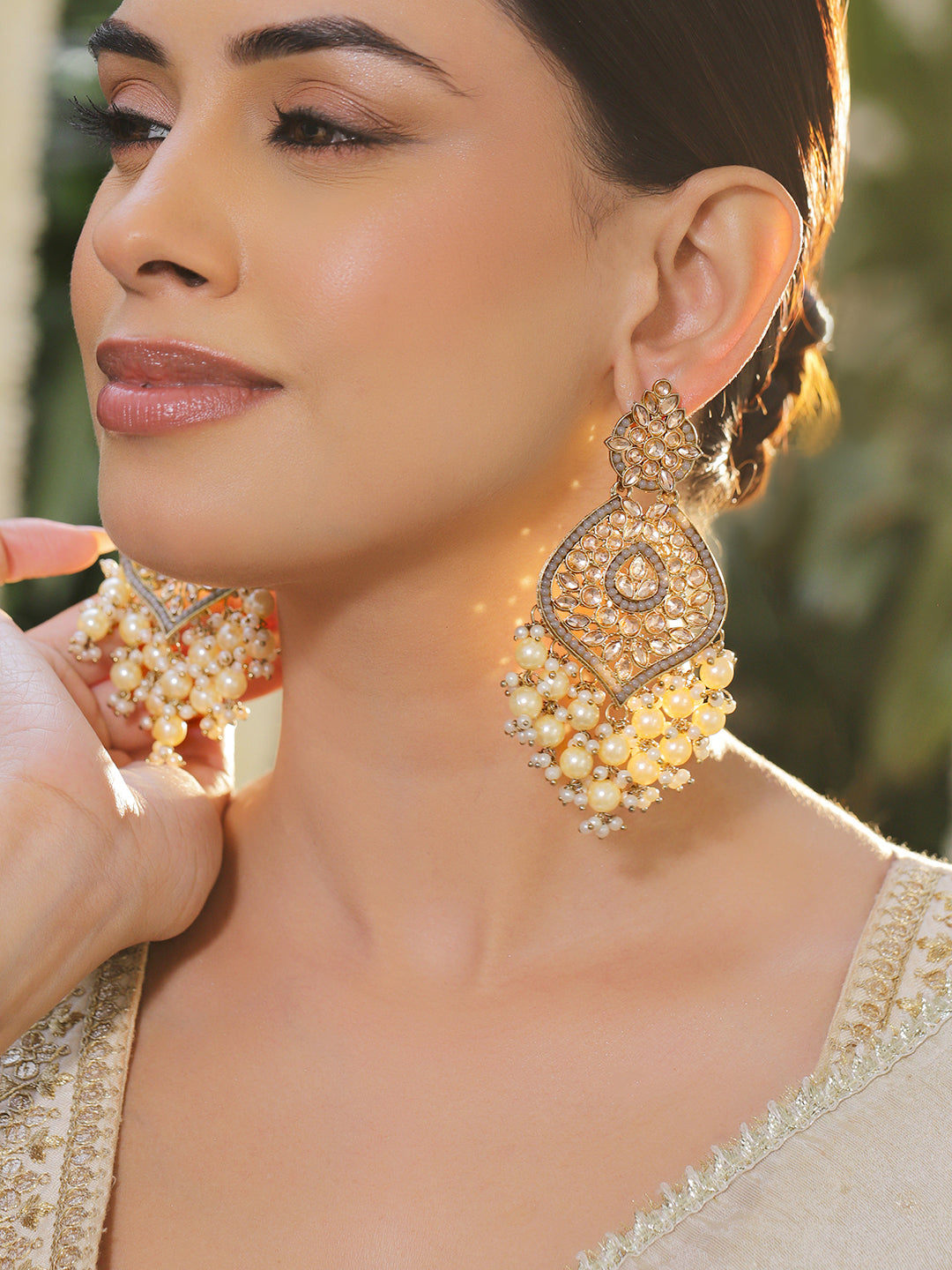Stardust Champagne Dangle Earrings フリーサイズ