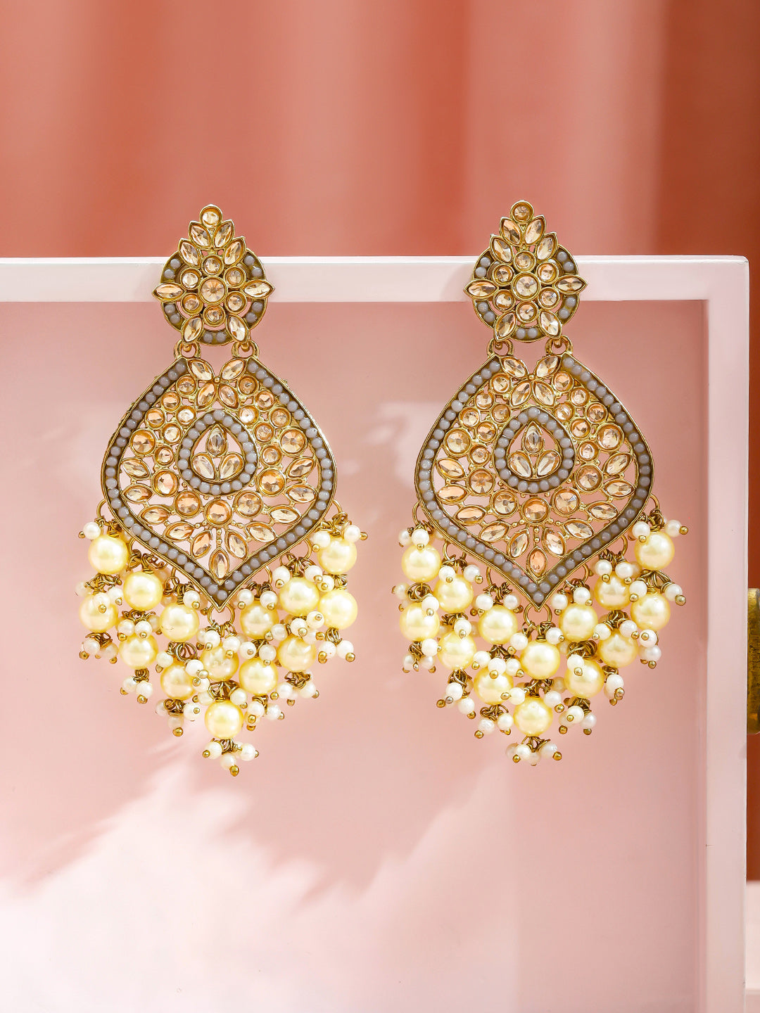Stardust Champagne Dangle Earrings フリーサイズ