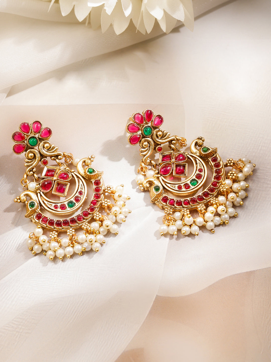 Gold Toned Pink Studded Pearl Drop Chandbalis フリーサイズ