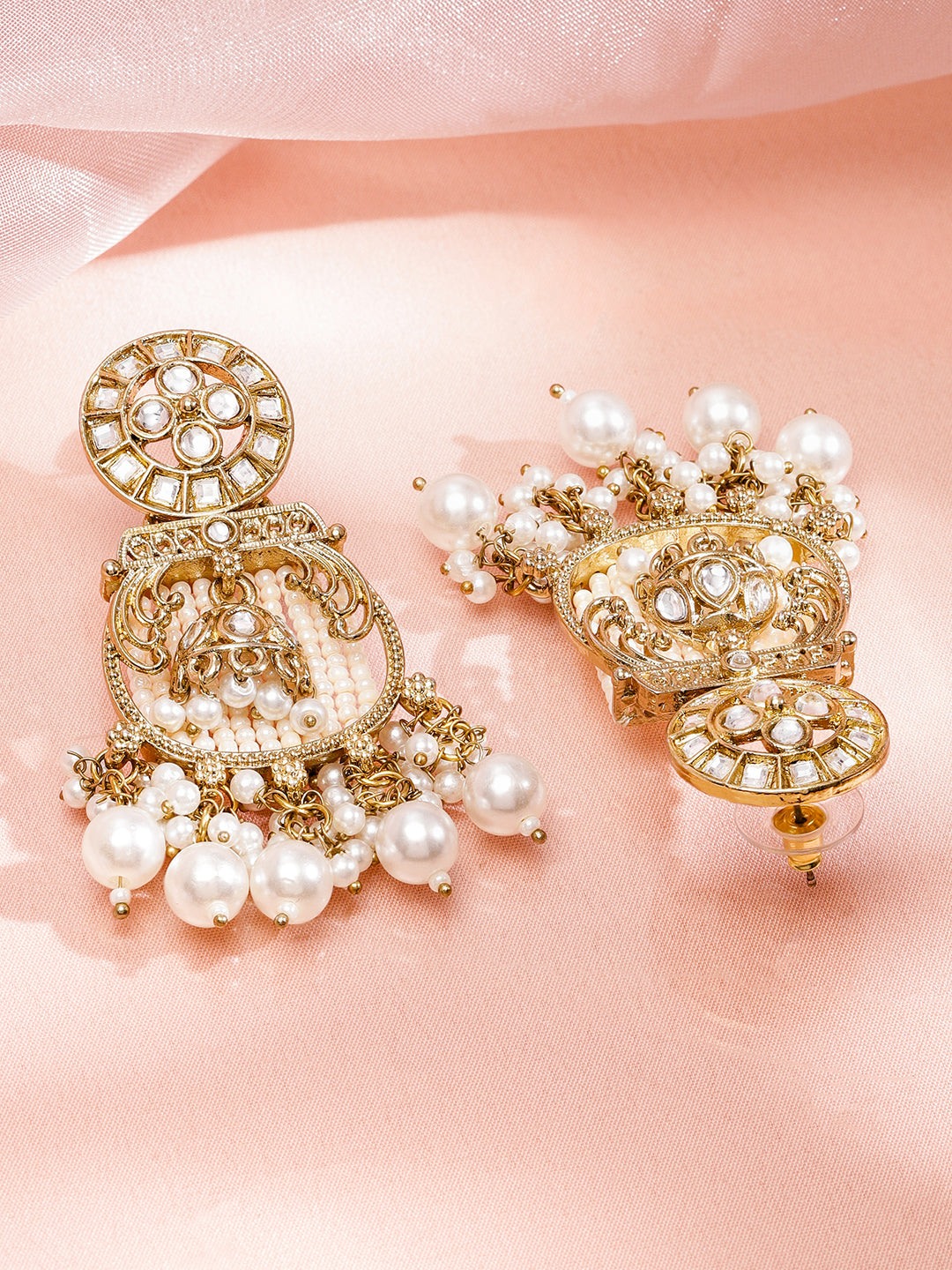 Stylish Ivory Tone Danglers フリーサイズ