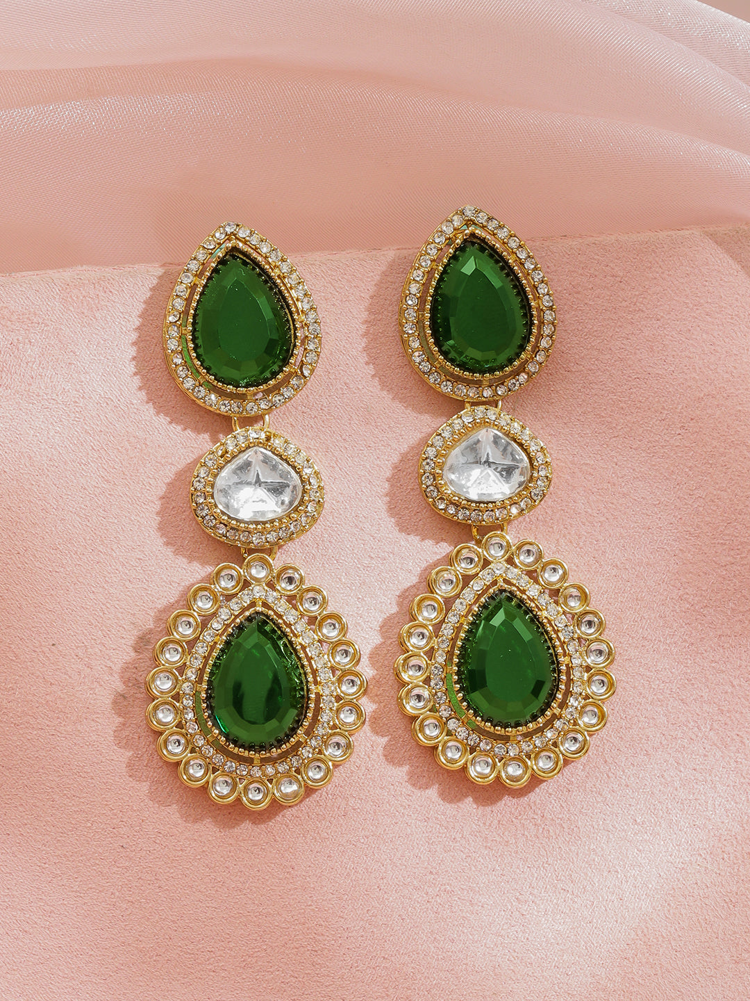 Emerald Glow Dangler Earrings フリーサイズ