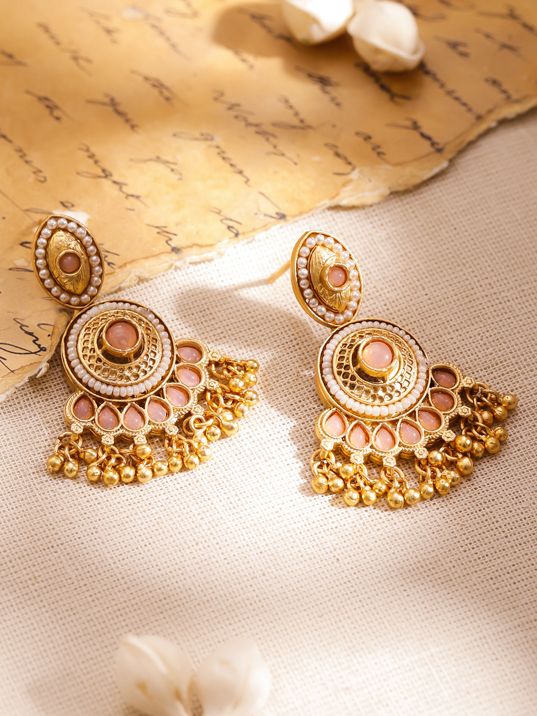 Peach Glow Luxe Danglers フリーサイズ