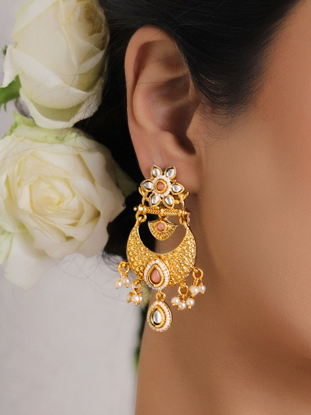 Golden Glam Light Pink Danglers フリーサイズ