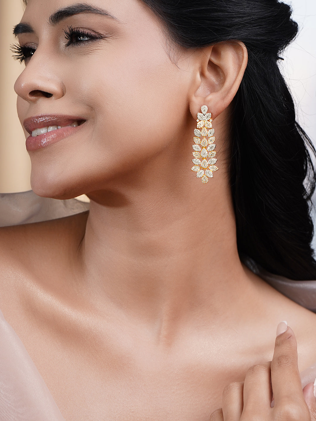 Floral Cascade Diamond Drop Earrings フリーサイズ