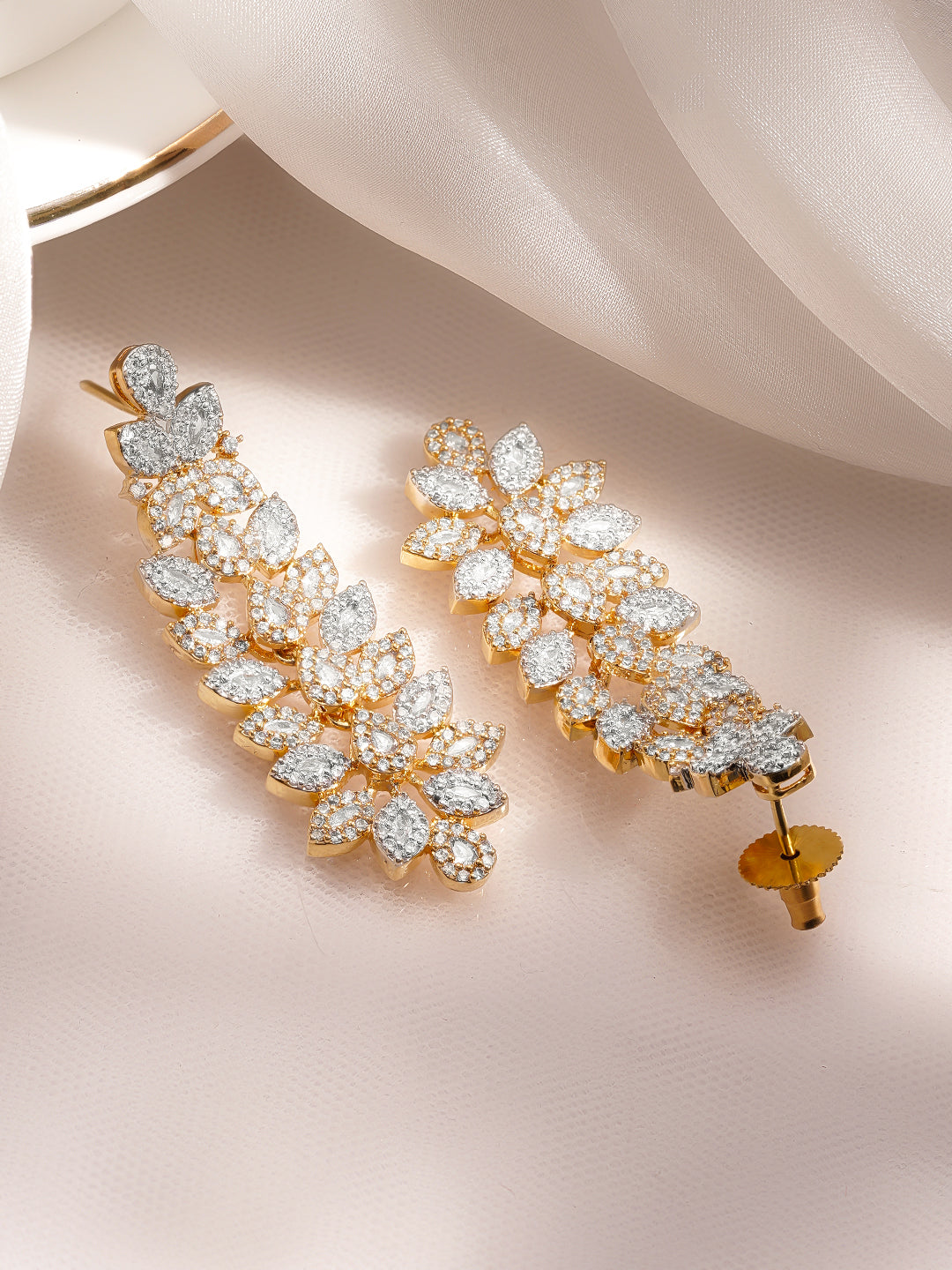Floral Cascade Diamond Drop Earrings フリーサイズ
