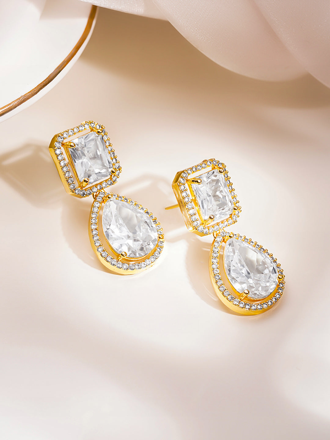 Luxury Gold Cubic Zirconia Drop Earrings フリーサイズ